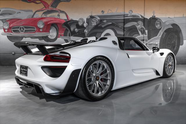 used 2015 Porsche 918 Spyder car