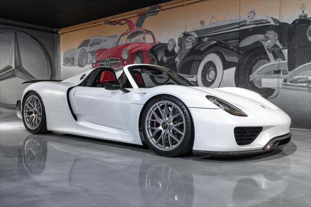 used 2015 Porsche 918 Spyder car