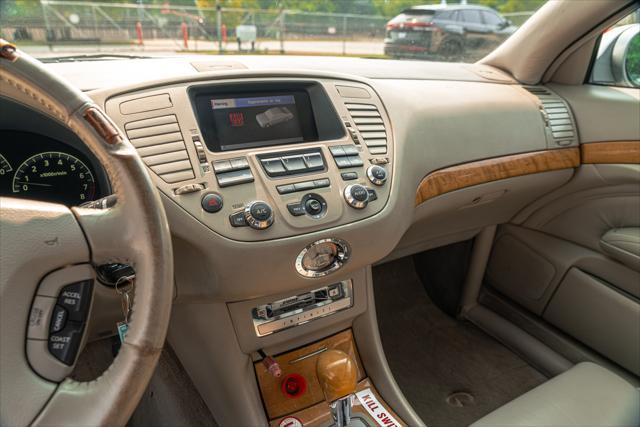 used 2002 INFINITI Q45 car
