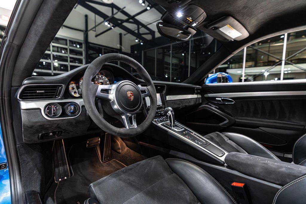 used 2015 Porsche 911 car