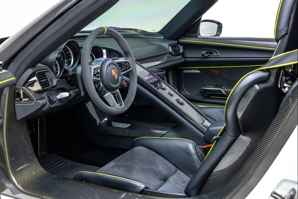 used 2015 Porsche 918 Spyder car