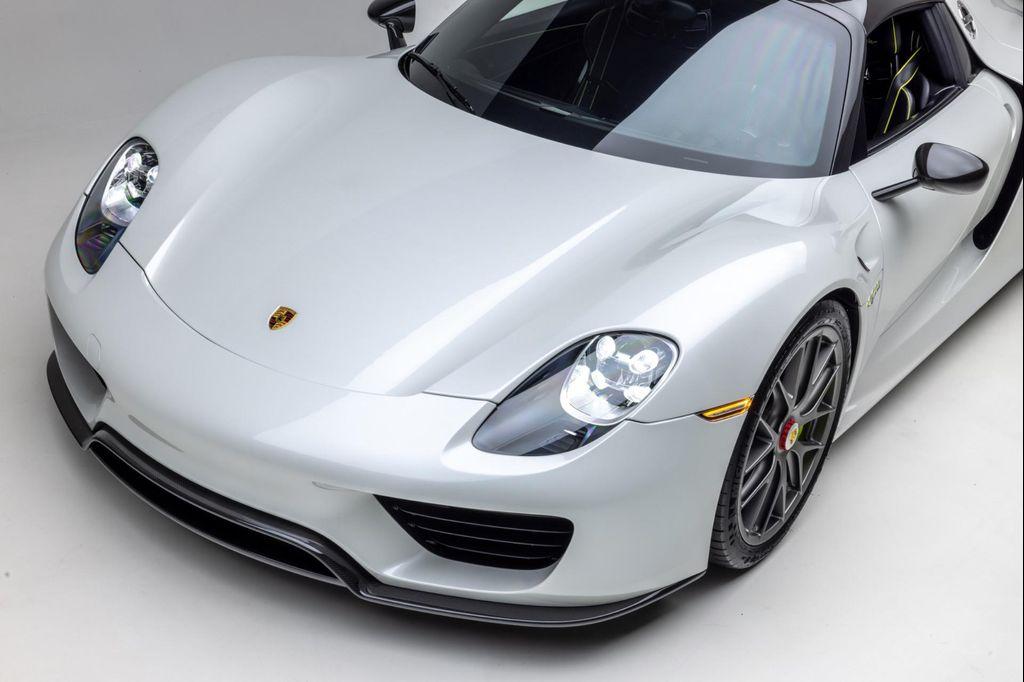 used 2015 Porsche 918 Spyder car