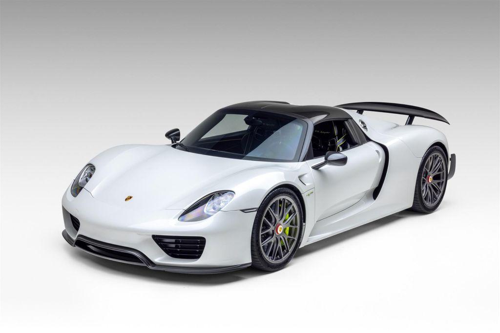 used 2015 Porsche 918 Spyder car