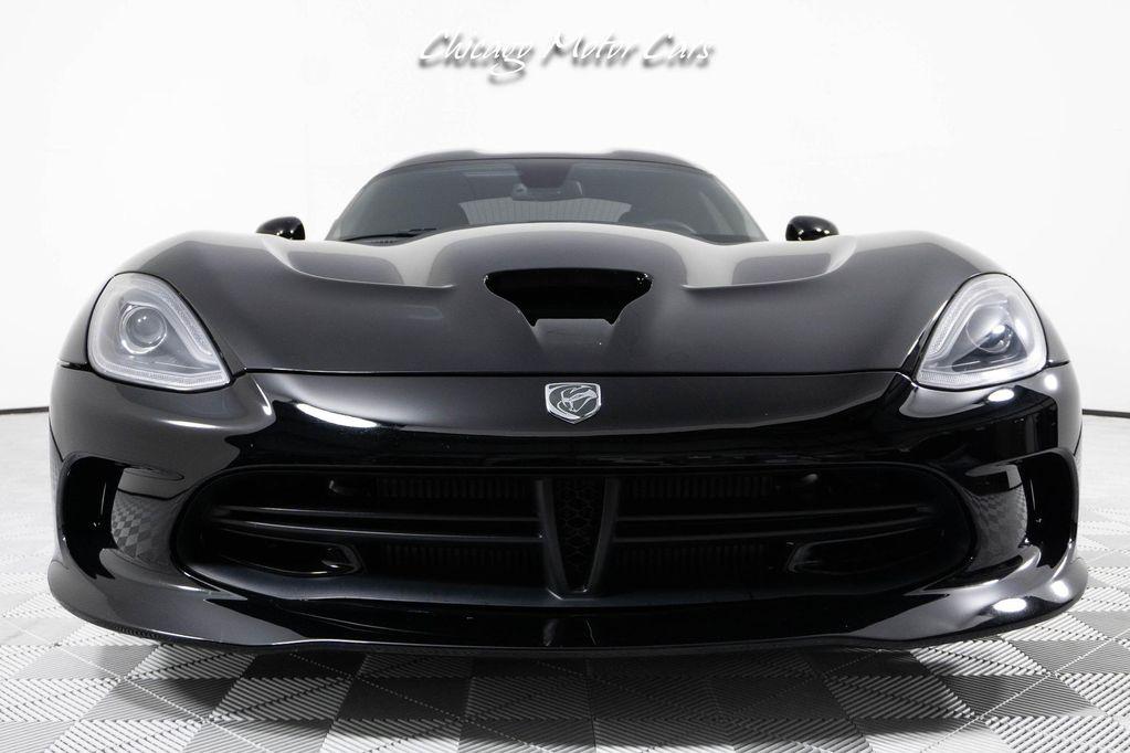 used 2013 Dodge SRT Viper car