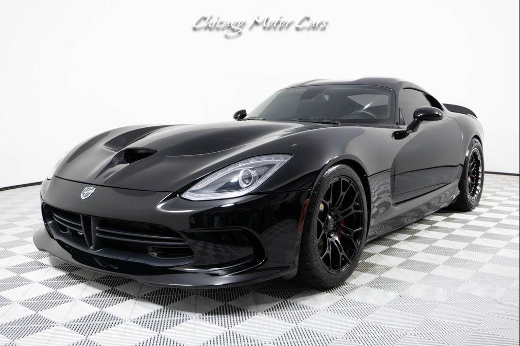 used 2013 Dodge SRT Viper car