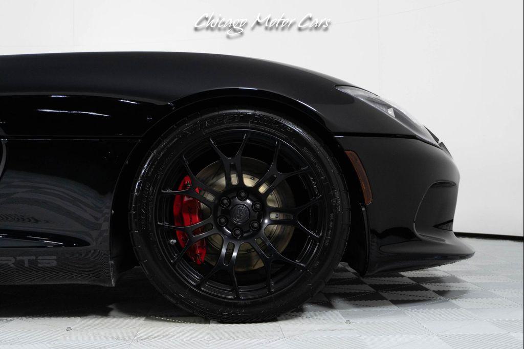 used 2013 Dodge SRT Viper car
