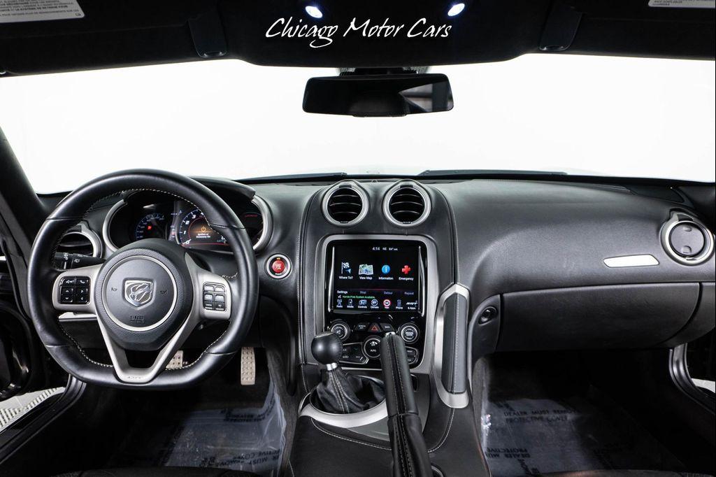 used 2013 Dodge SRT Viper car
