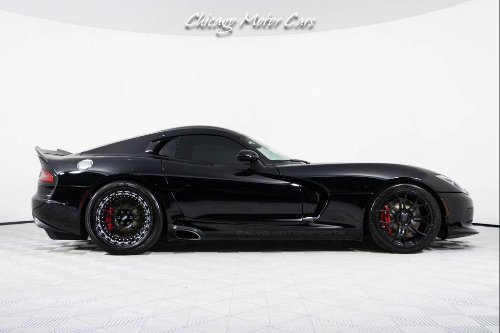 used 2013 Dodge SRT Viper car