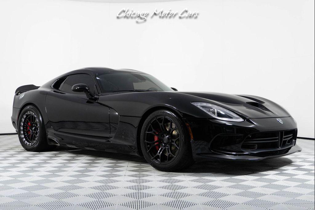 used 2013 Dodge SRT Viper car