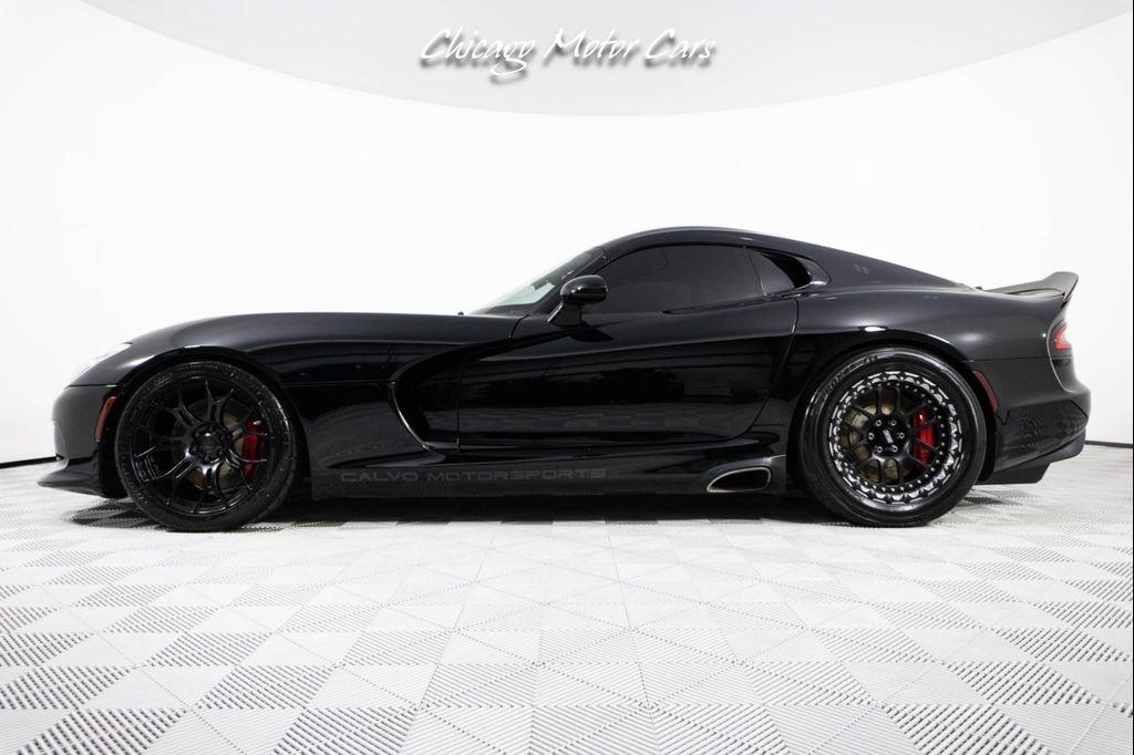 used 2013 Dodge SRT Viper car