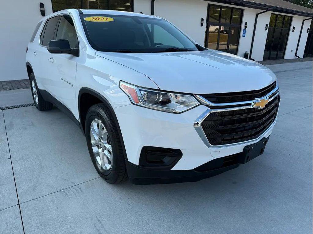 used 2021 Chevrolet Traverse car, priced at $18,999