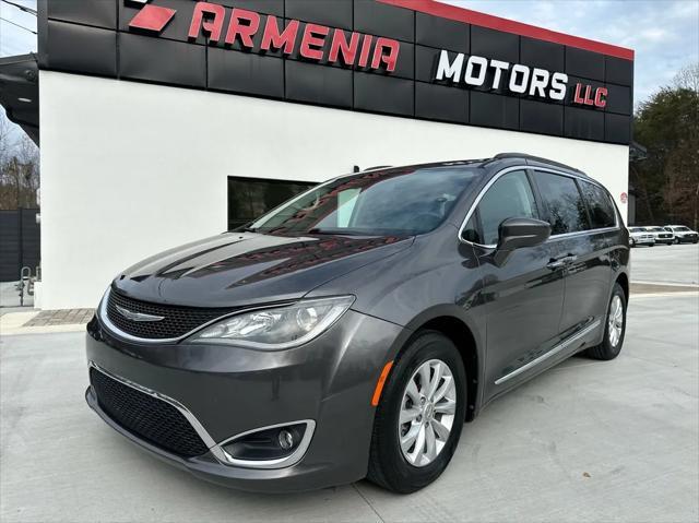 used 2017 Chrysler Pacifica car, priced at $11,999