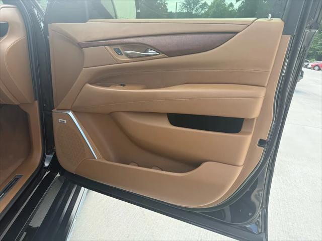 used 2017 Cadillac Escalade car, priced at $25,999