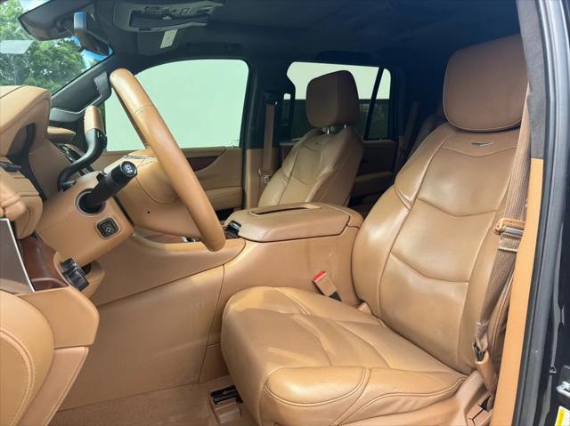 used 2017 Cadillac Escalade car, priced at $25,999