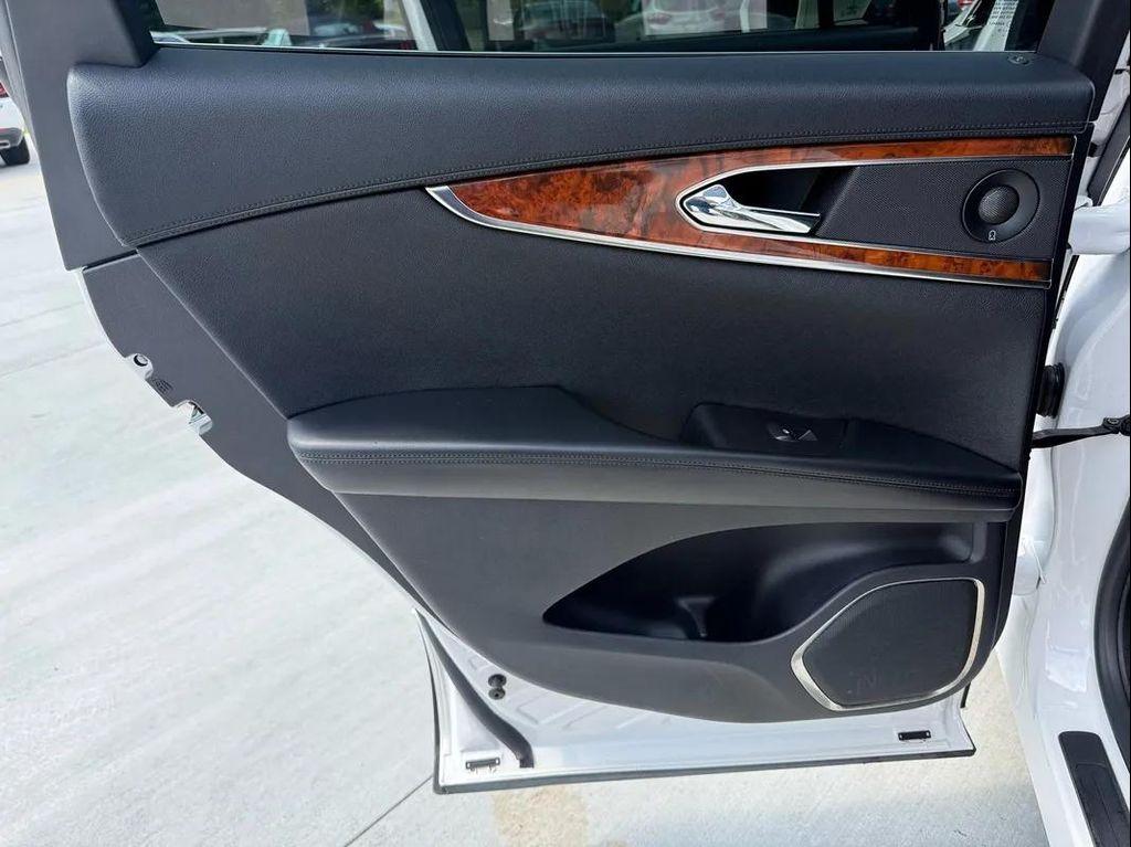 used 2019 Lincoln Nautilus car, priced at $18,999