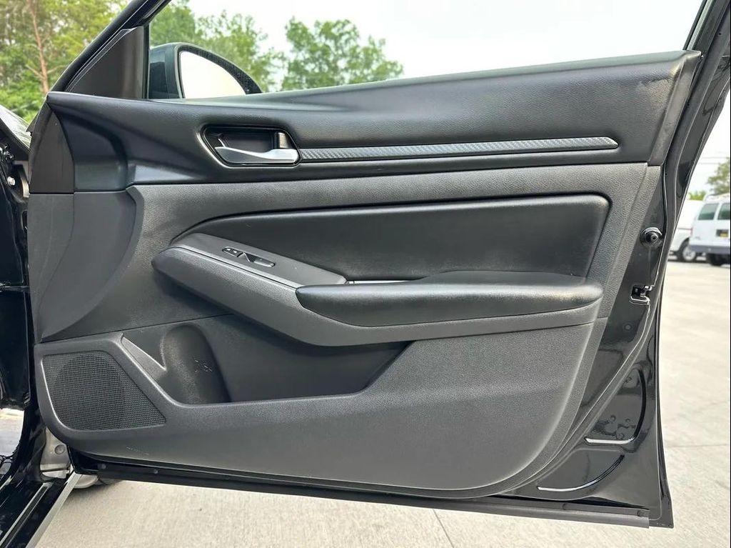 used 2022 Nissan Altima car, priced at $18,999