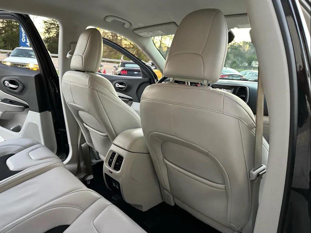 used 2021 Jeep Cherokee car, priced at $18,450
