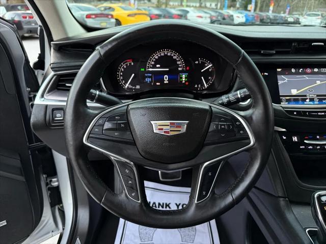 used 2017 Cadillac XT5 car, priced at $15,999