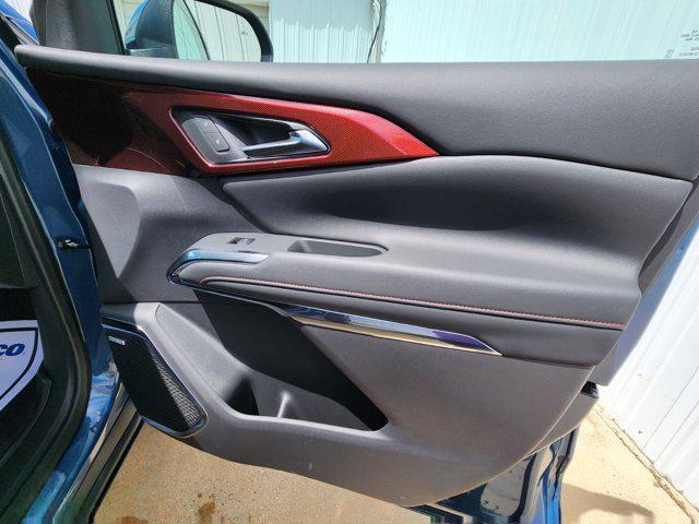 new 2025 Chevrolet Traverse car, priced at $56,055