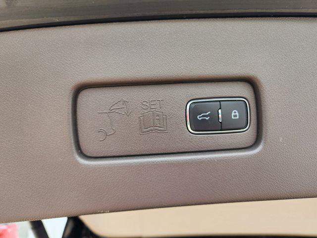 used 2020 Lincoln Aviator car, priced at $30,900
