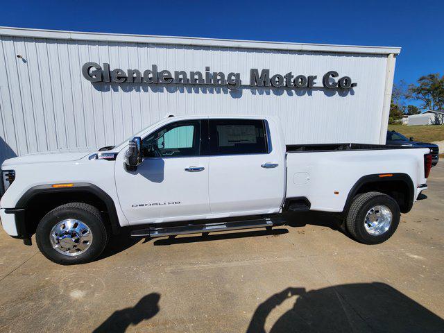 new 2025 GMC Sierra 3500 car, priced at $93,040