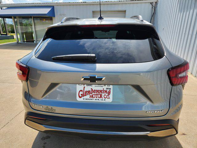 new 2025 Chevrolet Trax car, priced at $25,895