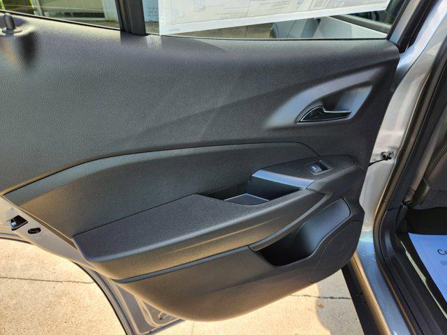new 2025 Chevrolet Trax car, priced at $25,895