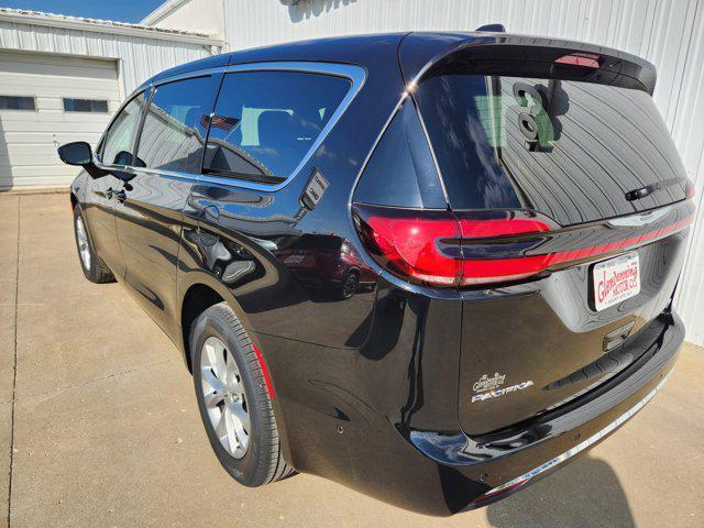 new 2025 Chrysler Pacifica car, priced at $48,420