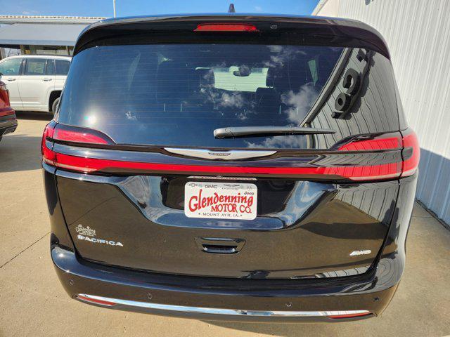 new 2025 Chrysler Pacifica car, priced at $48,420