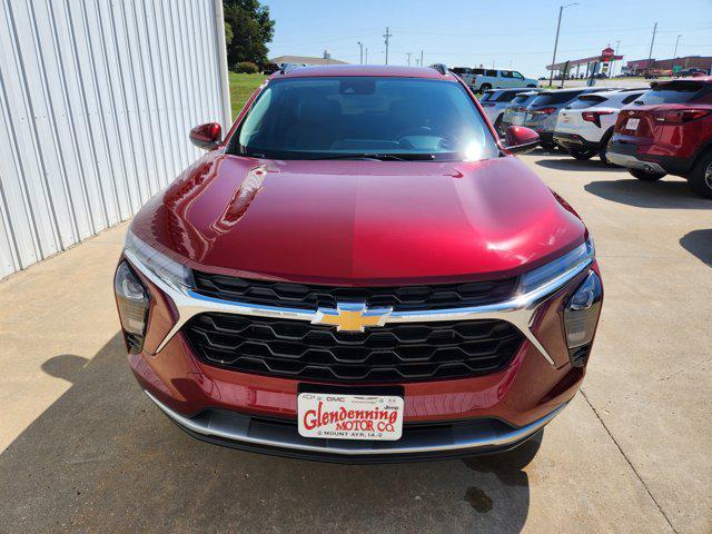 new 2025 Chevrolet Trax car, priced at $24,190