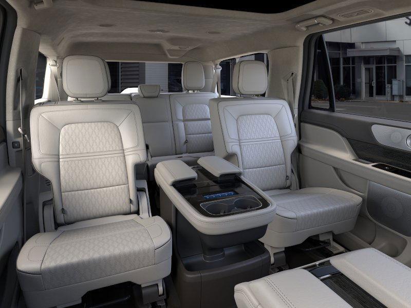 new 2024 Lincoln Navigator L car, priced at $123,860