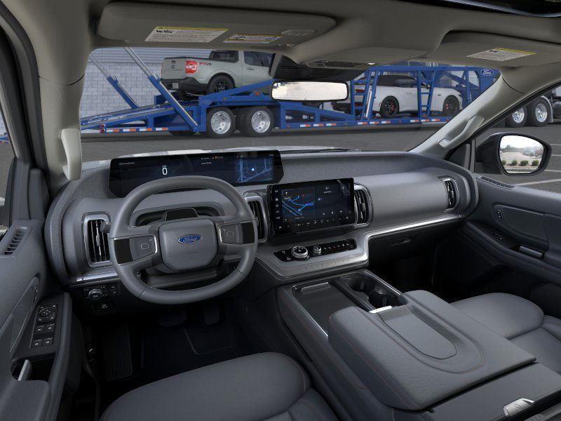 new 2025 Ford Expedition car, priced at $72,205