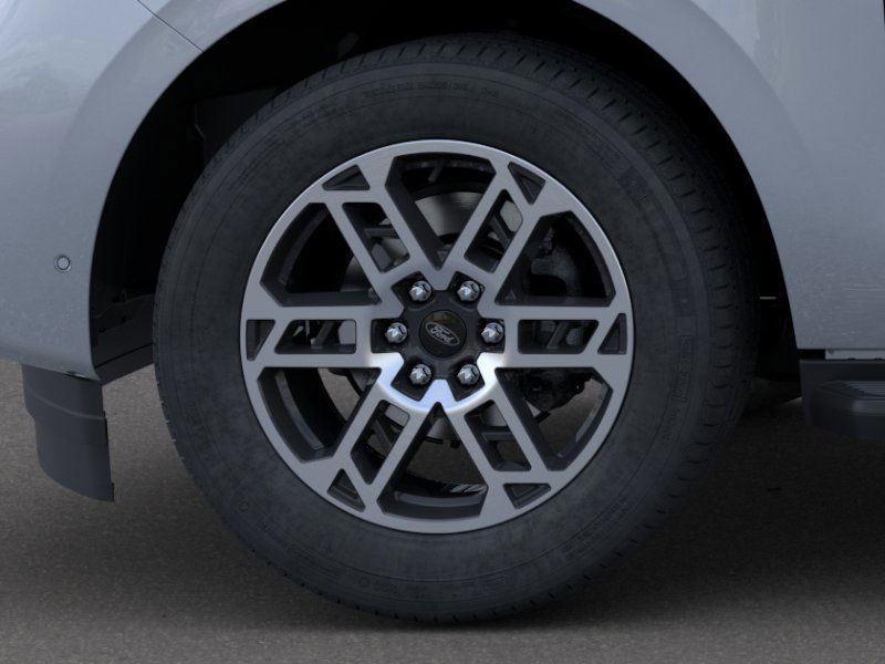 new 2025 Ford Expedition car, priced at $72,205