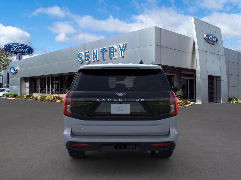 new 2025 Ford Expedition car, priced at $72,205