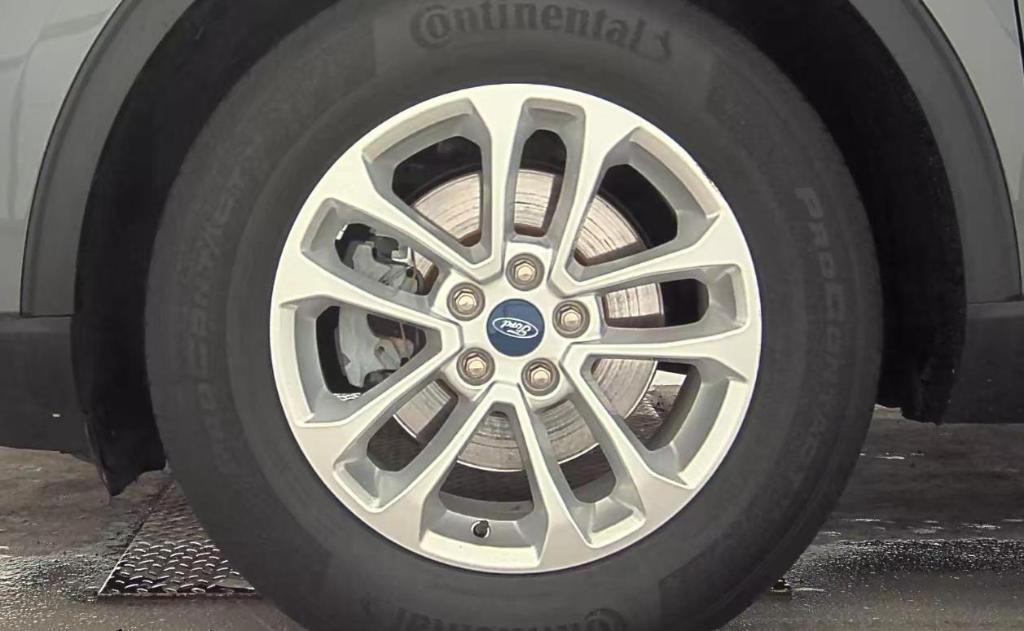 used 2022 Ford Escape car, priced at $25,764