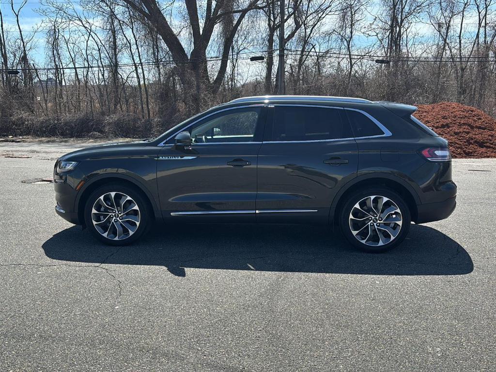 used 2022 Lincoln Nautilus car, priced at $37,782