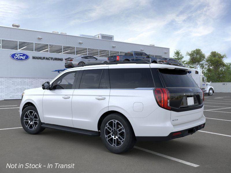 new 2025 Ford Expedition car, priced at $72,205