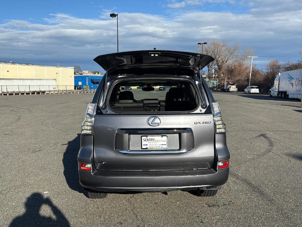 used 2018 Lexus GX 460 car, priced at $33,499