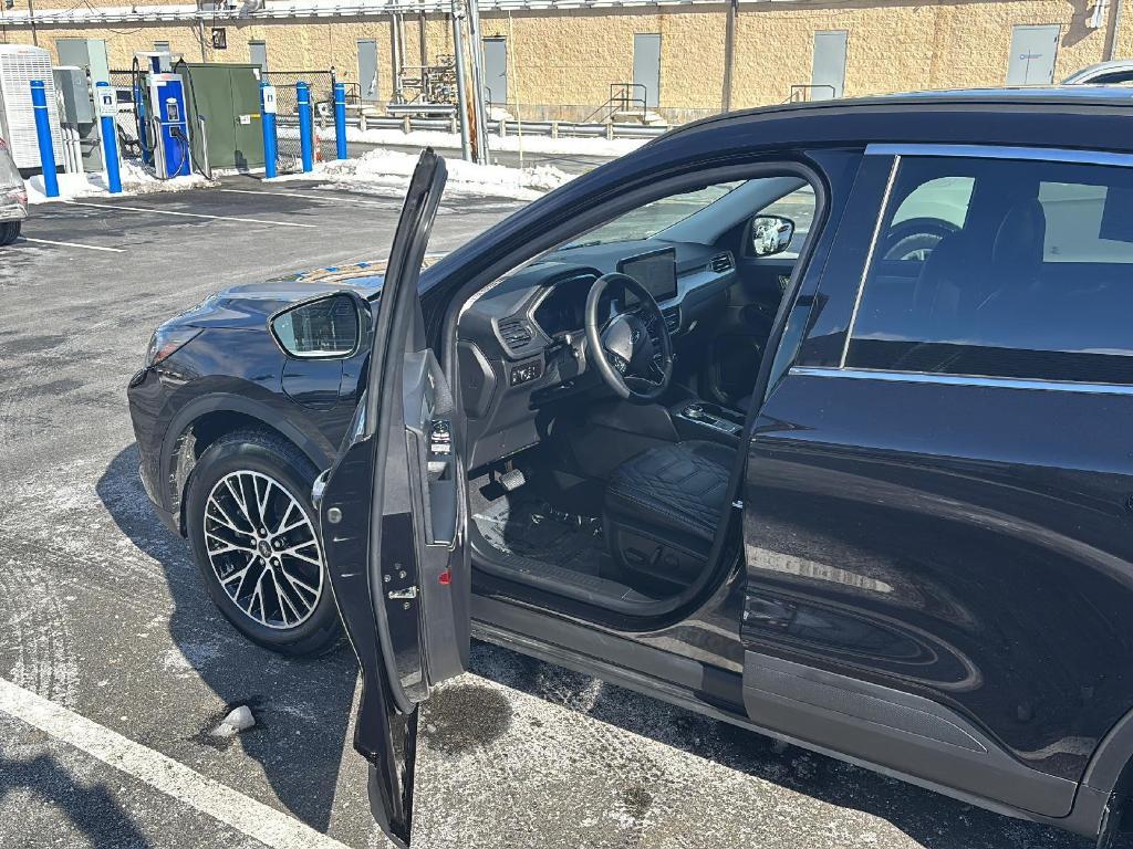 used 2023 Ford Escape car, priced at $30,373