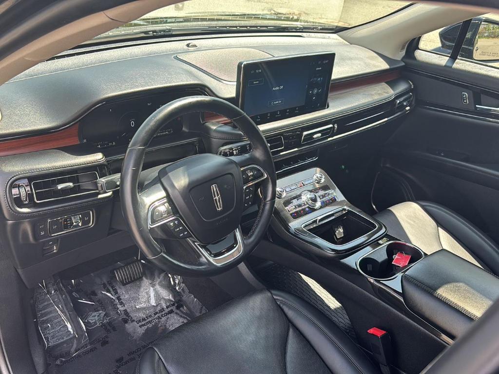 used 2022 Lincoln Nautilus car, priced at $37,430