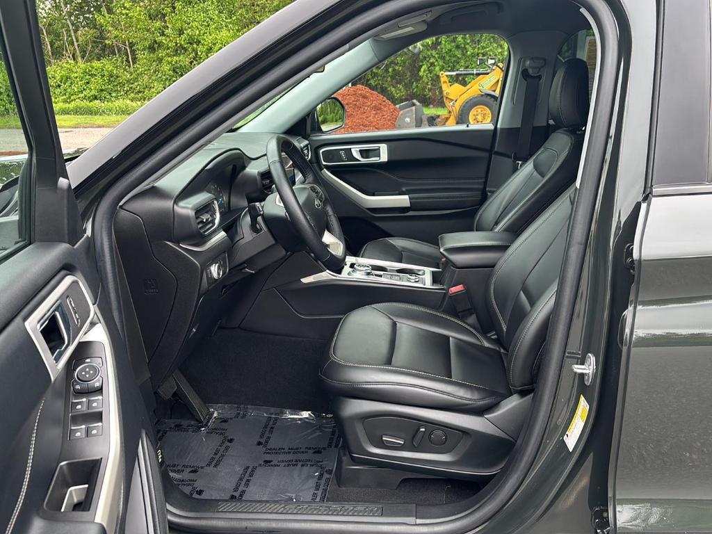 used 2022 Ford Explorer car, priced at $37,999