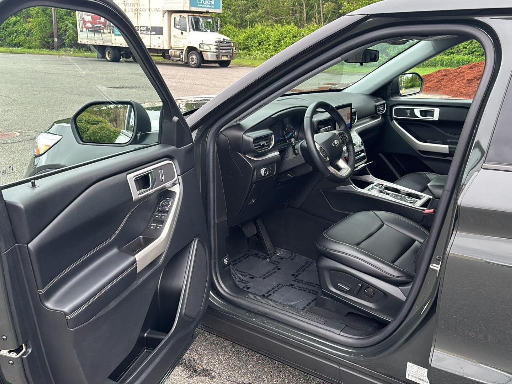 used 2022 Ford Explorer car, priced at $37,999