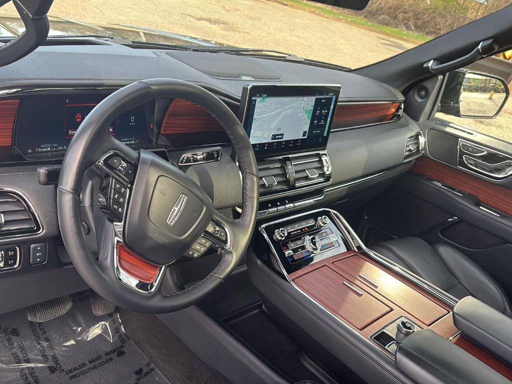 used 2024 Lincoln Navigator L car, priced at $78,108