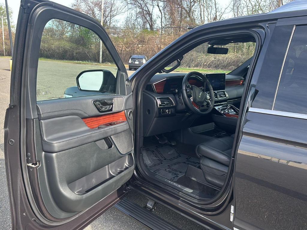 used 2024 Lincoln Navigator L car, priced at $78,108