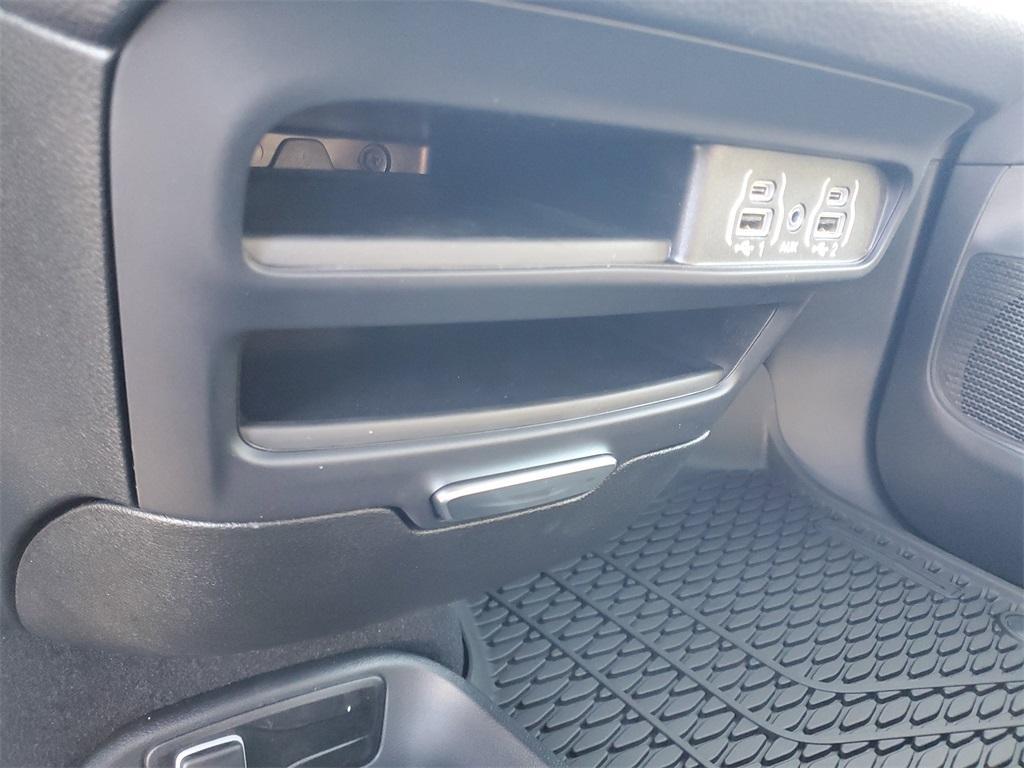 new 2025 Chrysler Voyager car, priced at $41,123