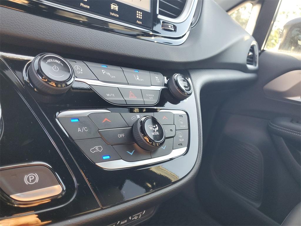 new 2025 Chrysler Voyager car, priced at $41,123