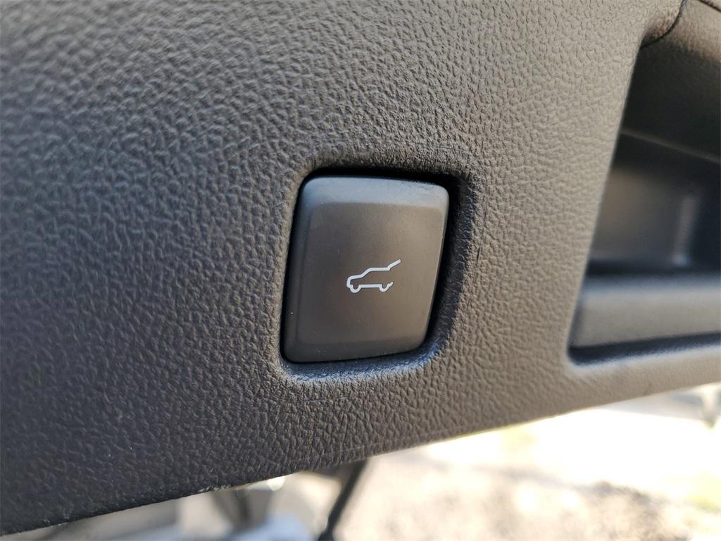 used 2021 Ford Escape car, priced at $17,137
