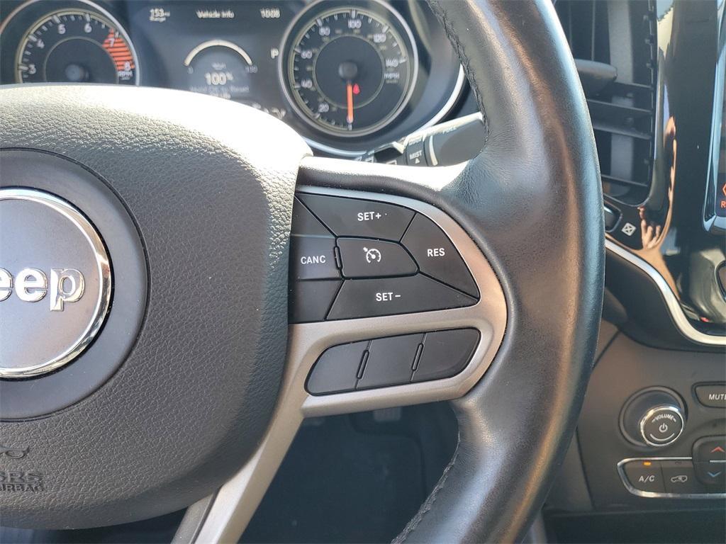 used 2019 Jeep Cherokee car, priced at $18,974