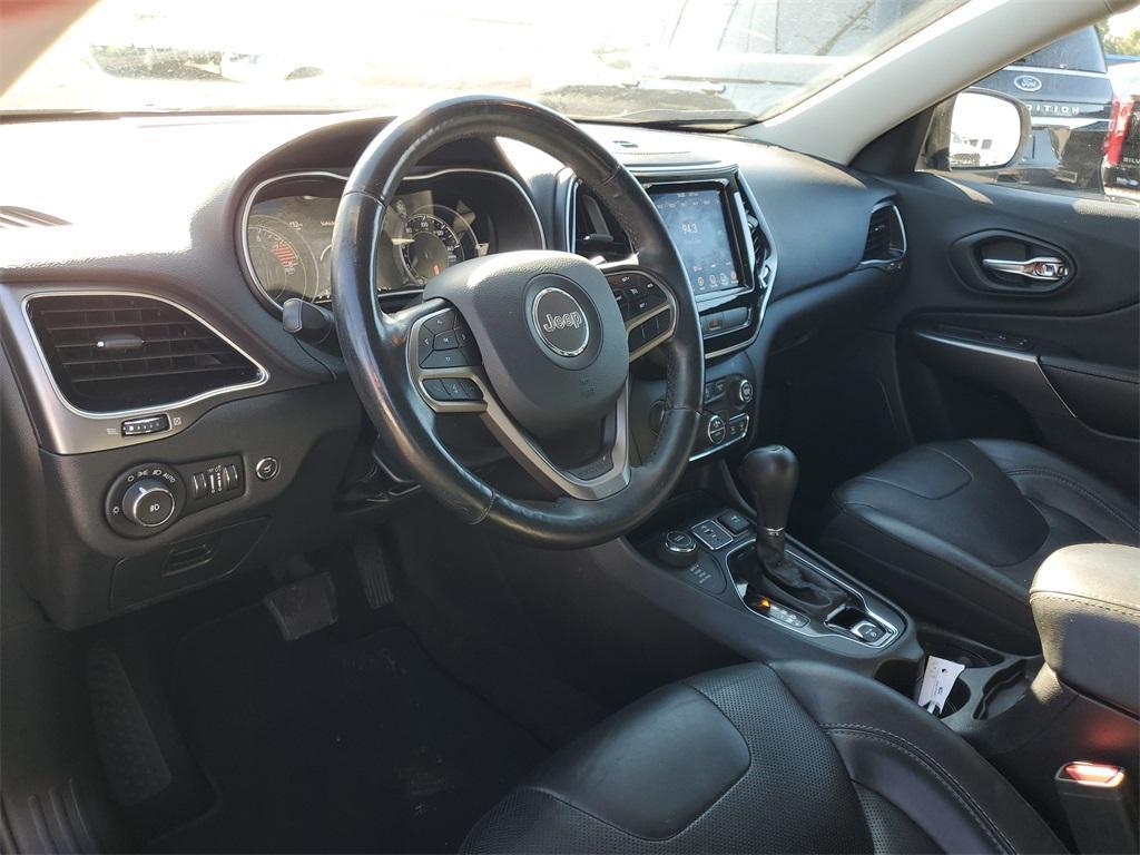 used 2019 Jeep Cherokee car, priced at $18,974