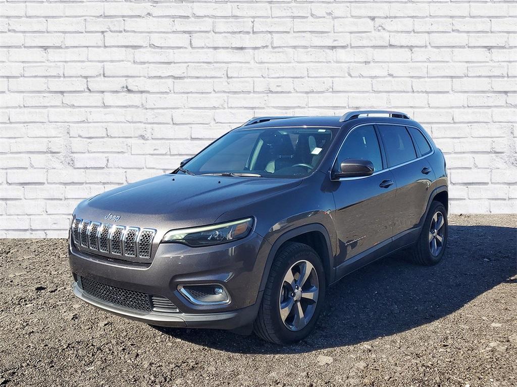 used 2019 Jeep Cherokee car, priced at $18,974